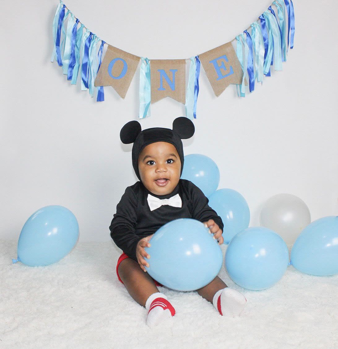 First birthday photoshoot with blue balloons & ONE banner